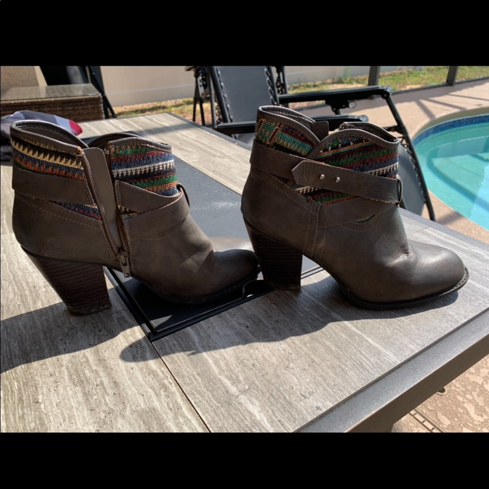 Patterned booties - Picture 5 of 7